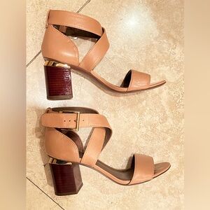 Tory Burch Beige Chunky Heel Sandals. Beautiful condition.